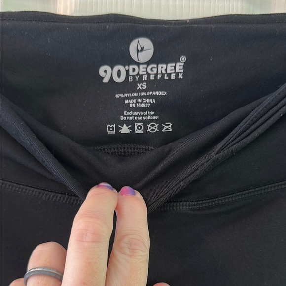 90 Degree By Reflex Black Capri Leggings - Picture 3 of 5